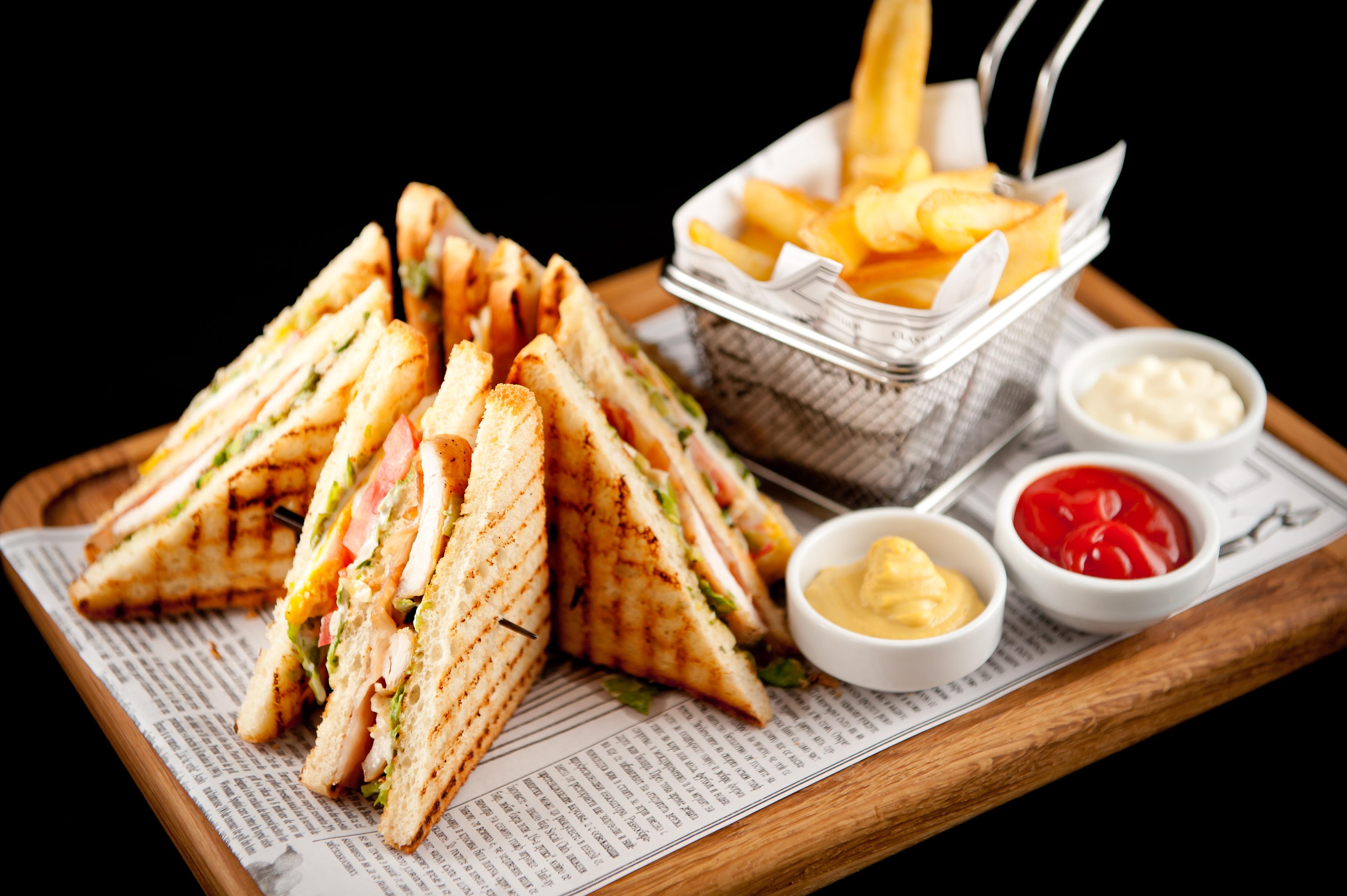 בלצ'יק Lighthouse Golf & Spa Hotel מראה חיצוני תמונה A club sandwich