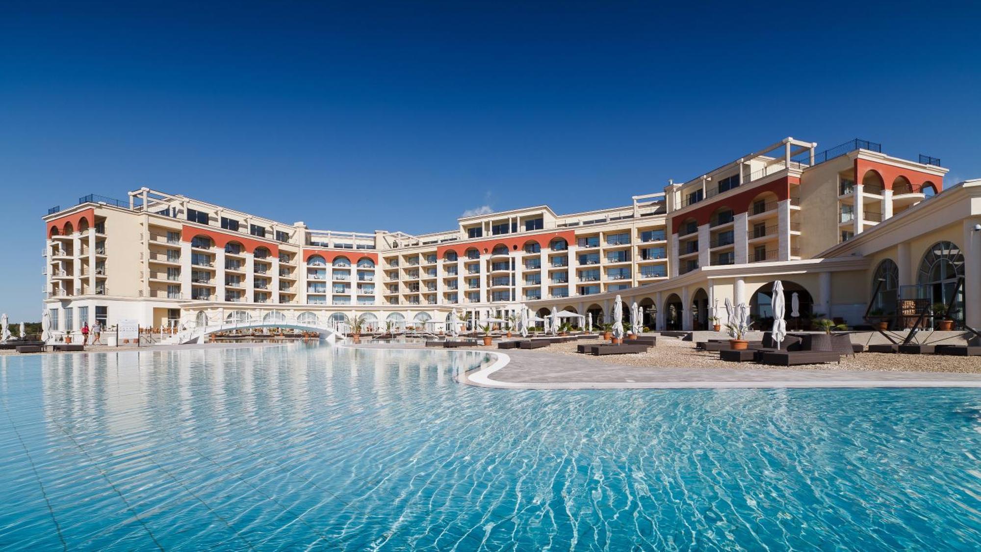 בלצ'יק Lighthouse Golf & Spa Hotel מראה חיצוני תמונה The Westin La Paloma Resort & Spa