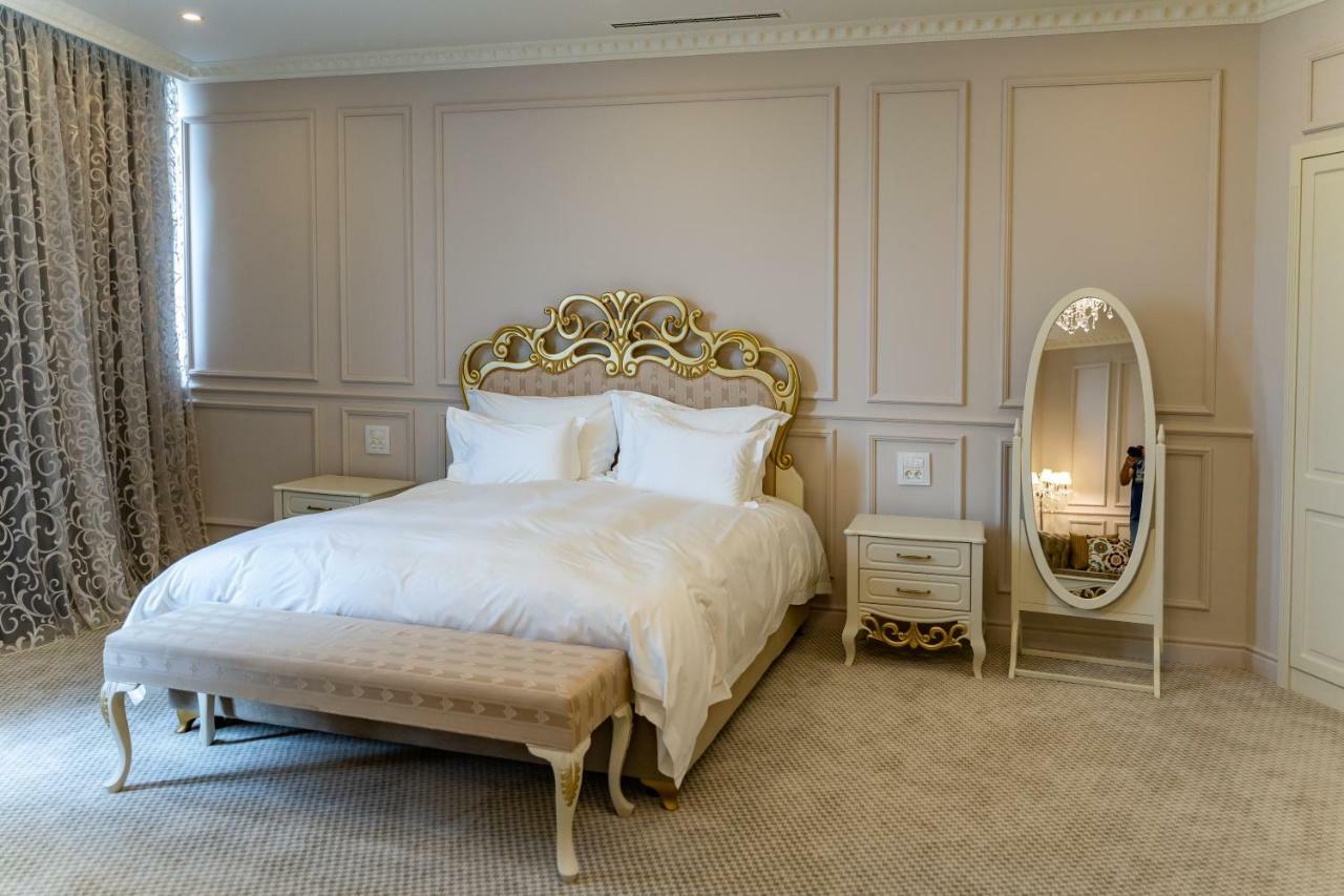 בלצ'יק Lighthouse Golf & Spa Hotel מראה חיצוני תמונה A bedroom